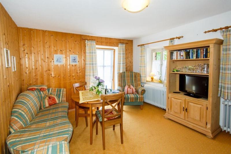 Cafe Chiemgau Und Gaestehaus Ruhpolding Luaran gambar